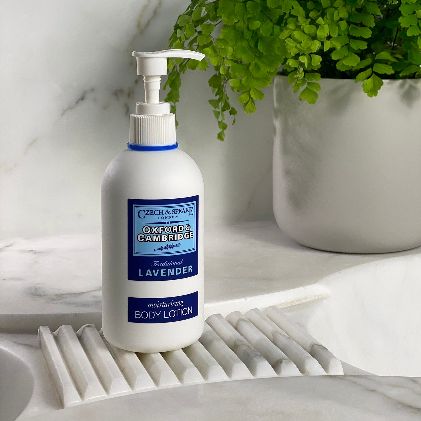 Oxford & Cambridge Body Lotion 300ml