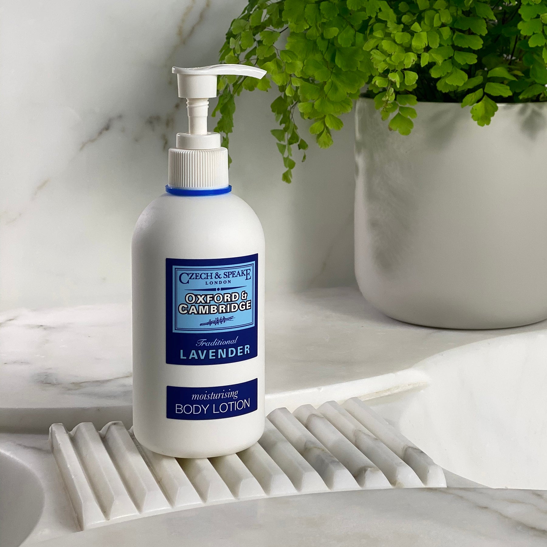 Oxford & Cambridge Body Lotion 300ml